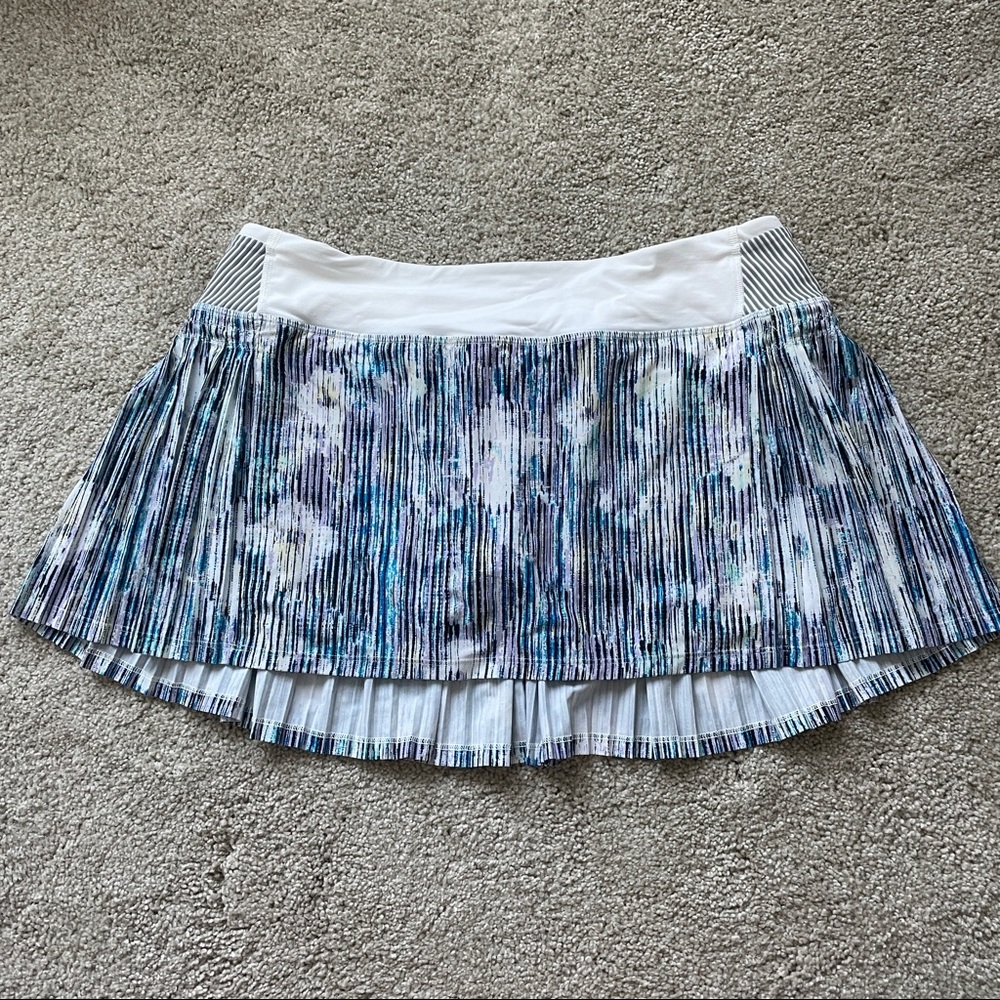 blue striped lululemon pleated skort sz 10